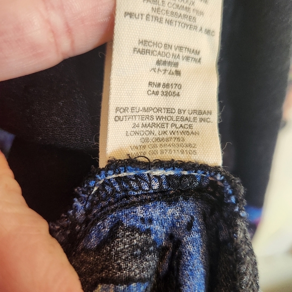 Free People Meadow Lark Floral Black Oversized Long Sleeve Size Medium - Picture 12 of 15